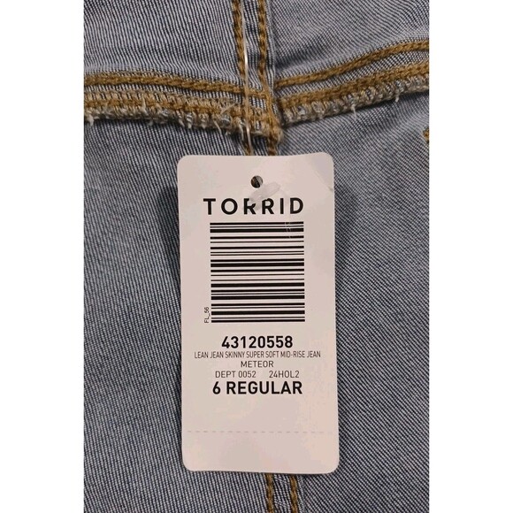Torrid Jean Skinny Blue Super Soft Mid Rise Pull-on Jeggings Meteor size 6R - Picture 12 of 15